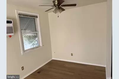 205 E Erica Place, Philadelphia, PA 19116 - Photo 3