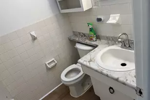 205 E Erica Pl, Philadelphia, PA 19116 - Photo 5