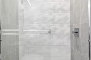 2039 N Front St, Philadelphia, PA 19122 - Photo 3