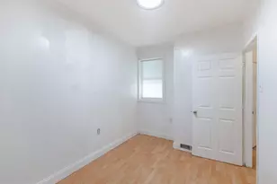 2442 S Sheridan St, Philadelphia, PA 19148 - Photo 9