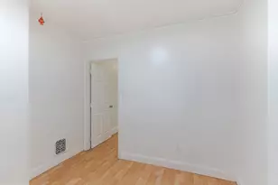 2442 S Sheridan St, Philadelphia, PA 19148 - Photo 7