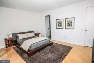 241 S 6th St, Philadelphia, PA 19106 - Photo 9