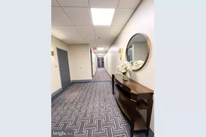 1811 Chestnut Street #207, Philadelphia, PA 19103 - Photo 3