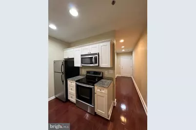 1811 Chestnut Street #207, Philadelphia, PA 19103 - Photo 5