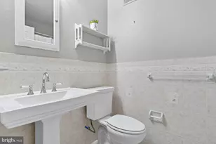 1028 Norvelt Dr, Philadelphia, PA 19115 - Photo 19