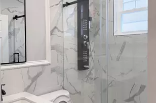 2436 S Darien St, Philadelphia, PA 19148 - Photo 3