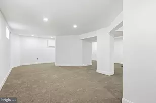 205 W Highland Ave, Philadelphia, PA 19118 - Photo 37