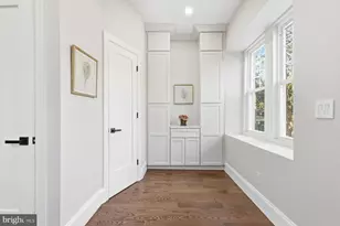 205 W Highland Ave, Philadelphia, PA 19118 - Photo 17