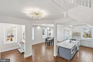 205 W Highland Ave, Philadelphia, PA 19118 - Photo 5