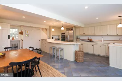 8830 Towanda Street/ Aka 505 W.Chestnut Hill Avenue, Philadelphia, PA 19118 - Photo 19