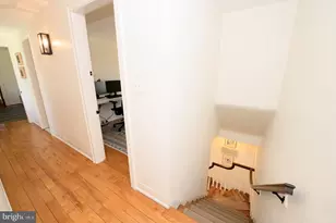 8830 Towanda Street/ Aka 505 W Chestnut Hill Ave, Philadelphia, PA 19118 - Photo 39