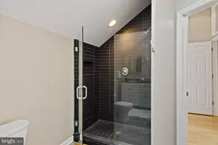 827 Catharine St, Philadelphia, PA 19147 - Photo 37