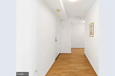 604 S Washington Square S #3007, Philadelphia, PA 19106 - Photo 17