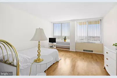 604 S Washington Square S #3007, Philadelphia, PA 19106 - Photo 17