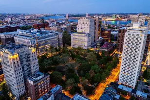 604 S Washington Square S, Philadelphia, PA 19106 - Photo 25