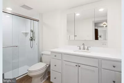 604 S Washington Square S #3007, Philadelphia, PA 19106 - Photo 13