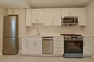 869 N Myrtlewood St, Philadelphia, PA 19130 - Photo 5