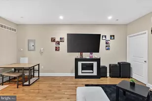925 S 60th St, Philadelphia, PA 19143 - Photo 15