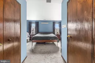 9019 Ayrdale Crescent St, Philadelphia, PA 19128 - Photo 15