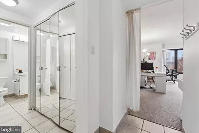 2001 Hamilton Street #420, Philadelphia, PA 19130 - Photo 7