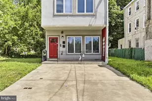 679 N 11th St, Philadelphia, PA 19123 - Photo 3