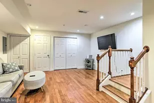 679 N 11th St, Philadelphia, PA 19123 - Photo 15