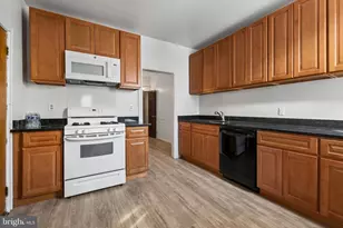 5929 N Leithgow St, Philadelphia, PA 19120 - Photo 9