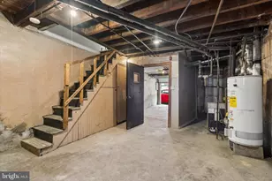 5929 N Leithgow St, Philadelphia, PA 19120 - Photo 25