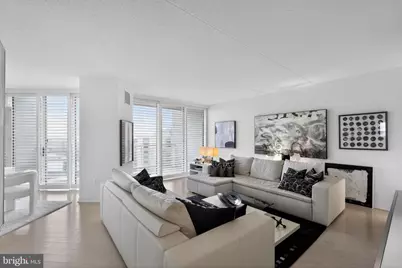 2301 Cherry Street #14A, Philadelphia, PA 19103 - Photo 9