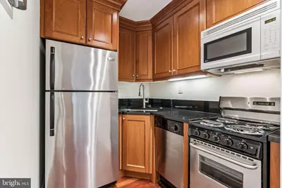 1701 Locust Street #2111, Philadelphia, PA 19103 - Photo 9