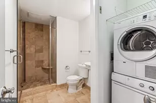 1701 Locust St, Philadelphia, PA 19103 - Photo 17