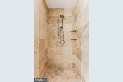 1701 Locust Street #2111, Philadelphia, PA 19103 - Photo 17