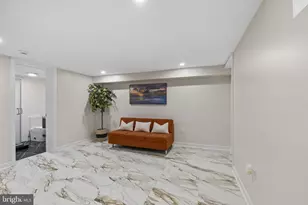 8654 Fayette St, Philadelphia, PA 19150 - Photo 23