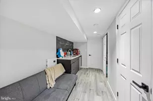 2709 W Glenwood Ave, Philadelphia, PA 19121 - Photo 29