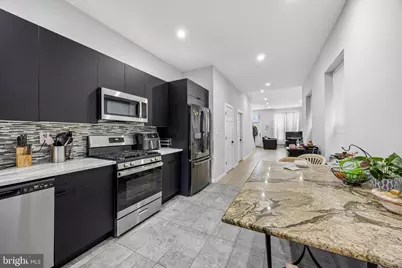 2709 W Glenwood Avenue, Philadelphia, PA 19121 - Photo 9