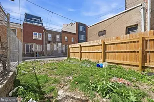 2010 Ellsworth St, Philadelphia, PA 19146 - Photo 15