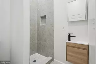 3265 N Park Ave, Philadelphia, PA 19140 - Photo 11