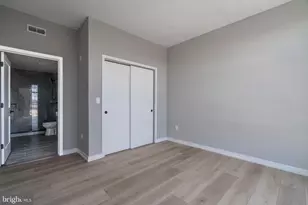 2401 Washington Ave, Philadelphia, PA 19146 - Photo 7