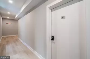 2401 Washington Ave, Philadelphia, PA 19146 - Photo 3