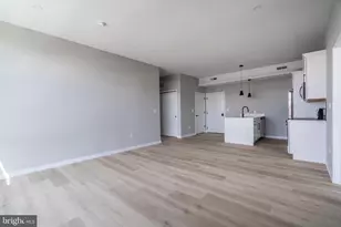2401 Washington Ave, Philadelphia, PA 19146 - Photo 5