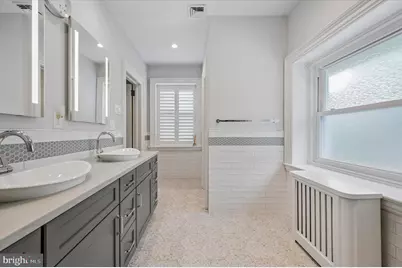 6482 Sherwood Road, Philadelphia, PA 19151 - Photo 35