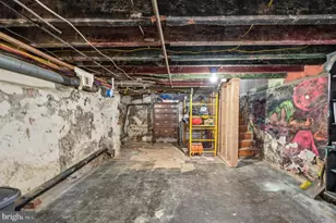 807 Cameron St, Philadelphia, PA 19130 - Photo 15