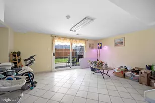 1966 King Arthur Rd, Philadelphia, PA 19116 - Photo 27