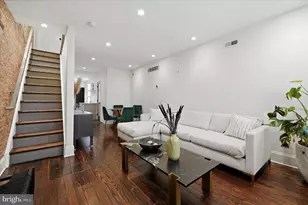 1902 E Hagert St, Philadelphia, PA 19125 - Photo 3