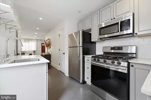 1902 E Hagert St, Philadelphia, PA 19125 - Photo 11