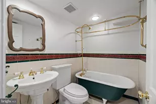 604 Spruce St, Philadelphia, PA 19106 - Photo 45