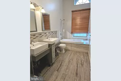 1268 S 26th Street #3E, Philadelphia, PA 19146 - Photo 7