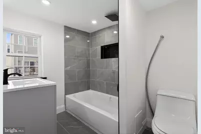 1526 E Susquehanna Avenue, Philadelphia, PA 19125 - Photo 13