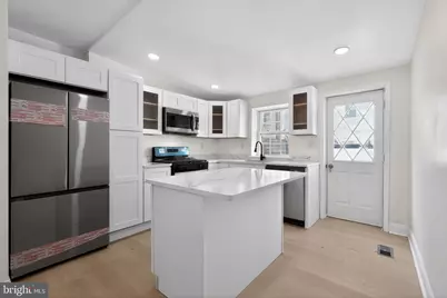 1526 E Susquehanna Avenue, Philadelphia, PA 19125 - Photo 7