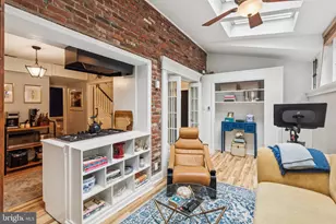 1206 Waverly Walk, Philadelphia, PA 19147 - Photo 13